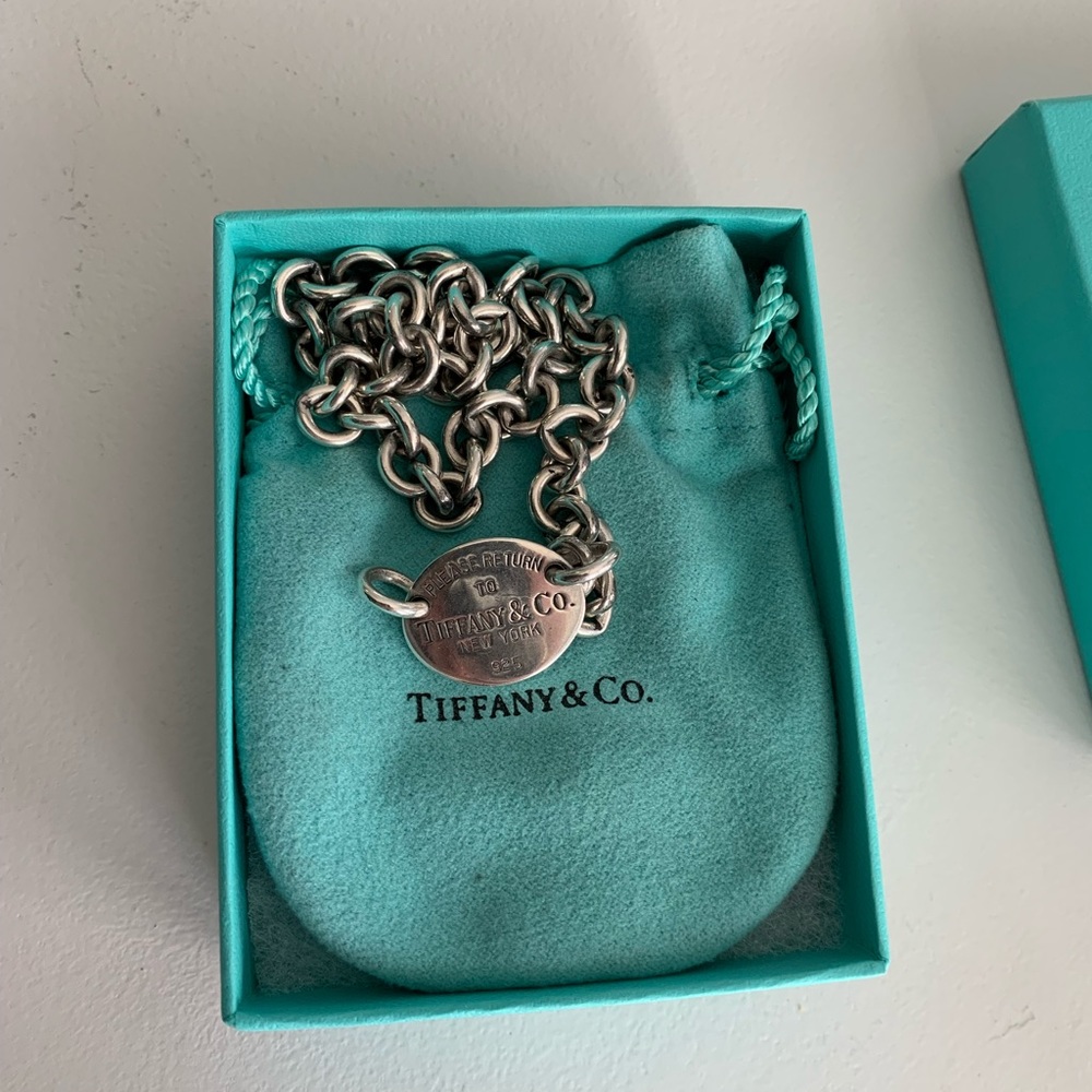 EUC authentic Tiffany necklace